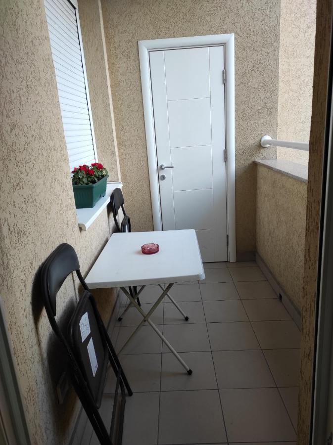 Apartman Marina Sa Garazom Novi Sad Ngoại thất bức ảnh