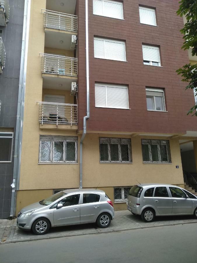 Apartman Marina Sa Garazom Novi Sad Ngoại thất bức ảnh
