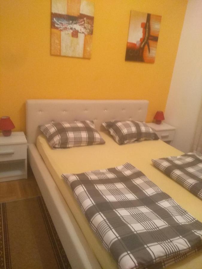Apartman Marina Sa Garazom Novi Sad Ngoại thất bức ảnh